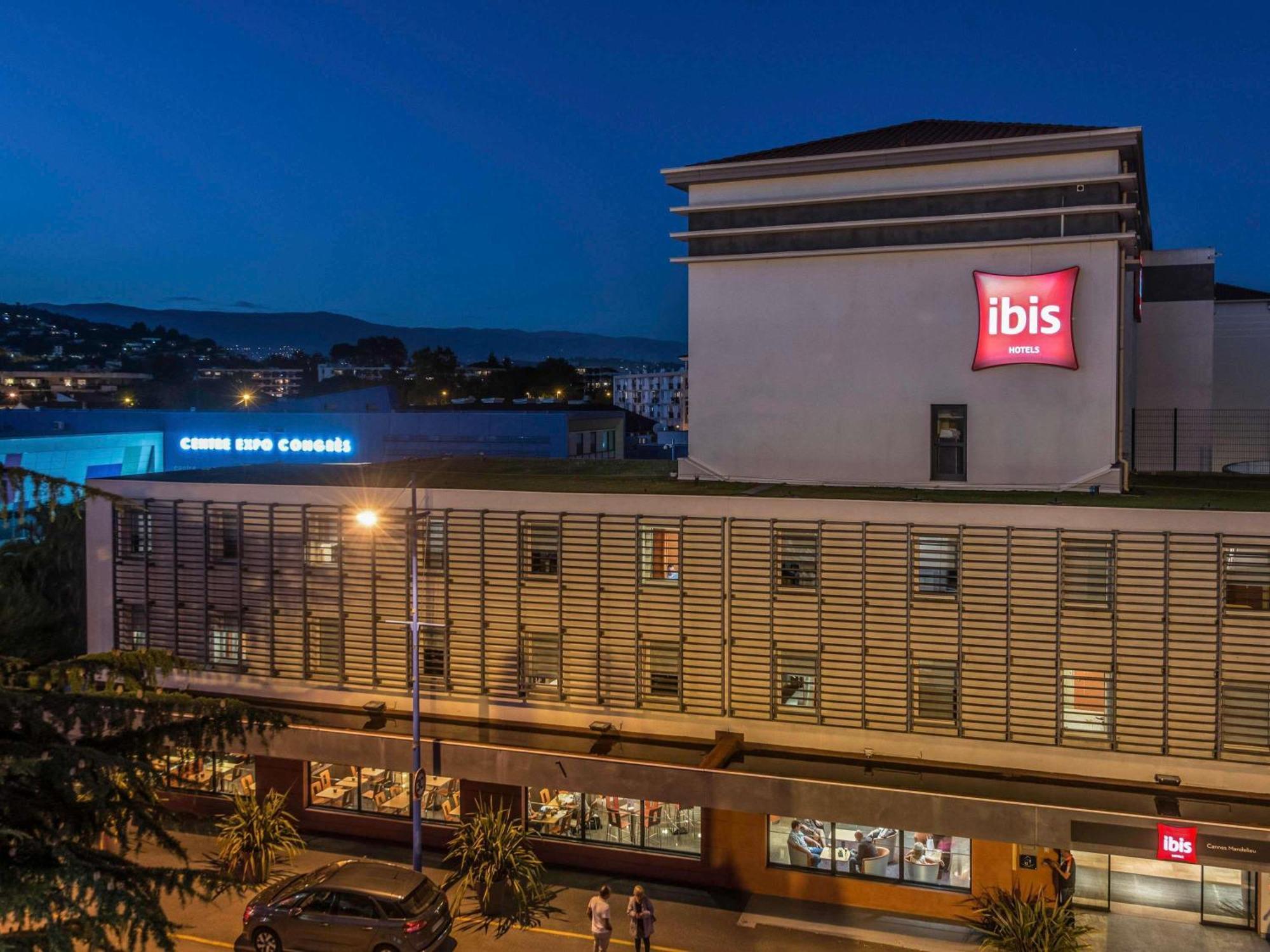 Ibis Cannes Mandelieu Esterno foto